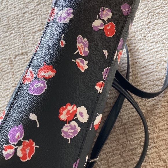 SOLD*** Mercari. Coach Purse— New without tags - Picture 5 of 5